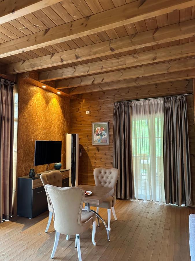 Bianca Hotel & Villa Priska e Madhe エクステリア 写真