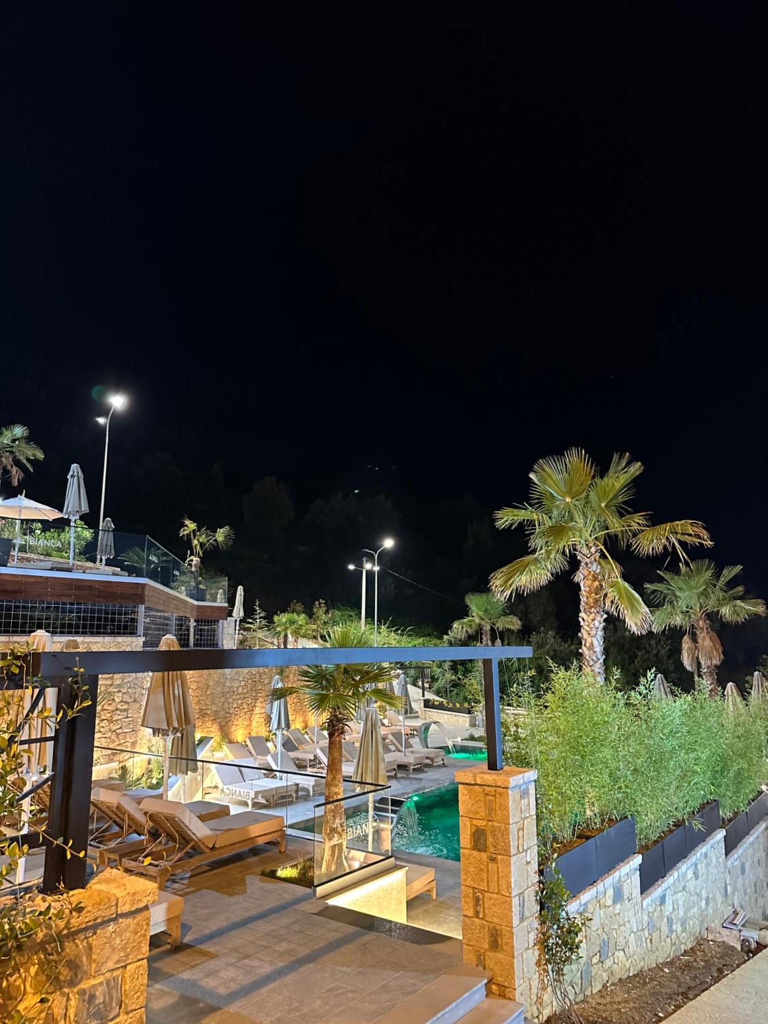 Bianca Hotel & Villa Priska e Madhe エクステリア 写真
