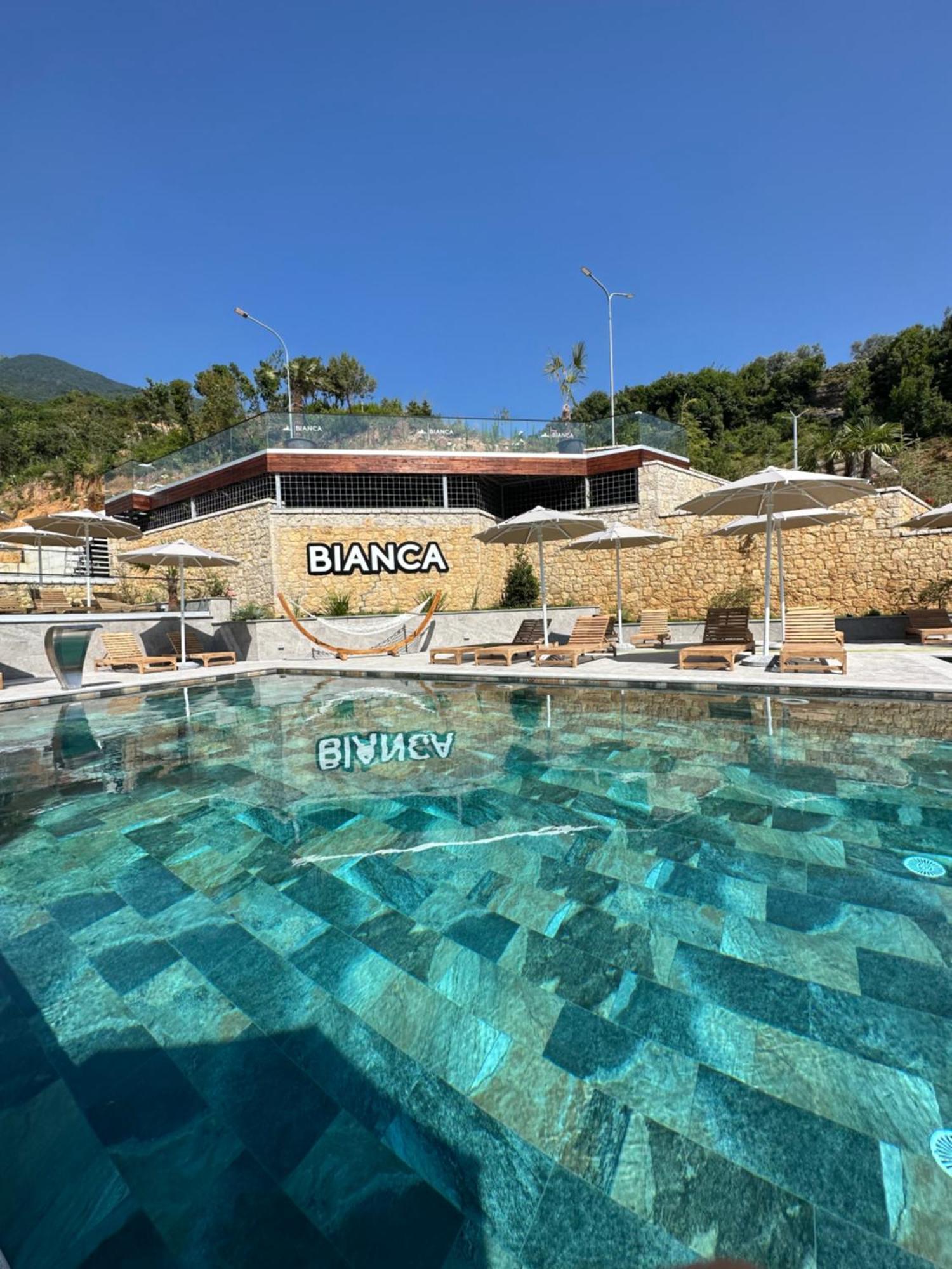 Bianca Hotel & Villa Priska e Madhe エクステリア 写真